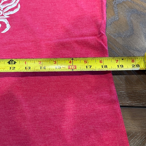 Next Level Apparel Coral Tank Top with Crab Design Vintage Massey’s Landing - Picture 7 of 9